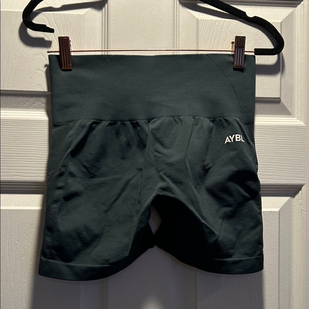 AYBL Empower Seamless Short